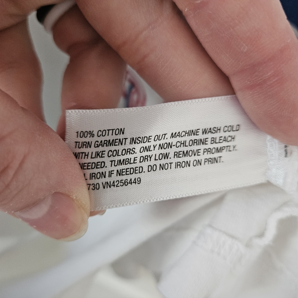 Original Use Graphic Tee - Picture 4 of 4
